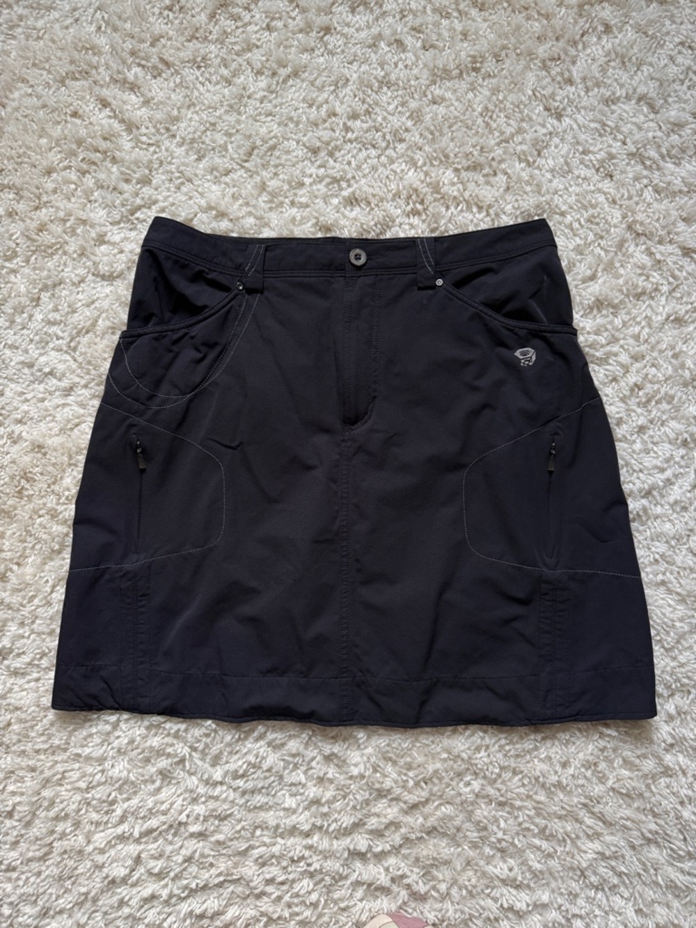 Mountain Hardwear Women's Black Active Hiking Skirt. Sz 10. GREAT Shape!